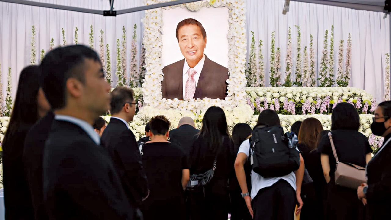 李兆基出殯 靈柩擇吉日送順德安葬