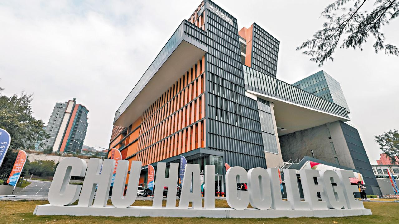 自資院校超收內地生最高超兩倍 蔡若蓮：嚴肅處理 超收非無後果