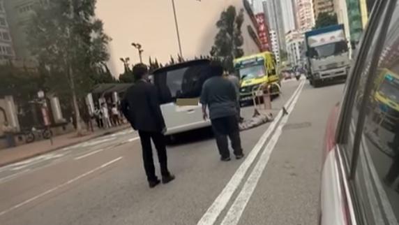 葵涌發生交通意外。（fb「車cam L（香港群組）」圖片）