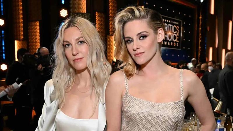 《吸血新世紀》姬絲汀史釗活與同性戀人低調結婚