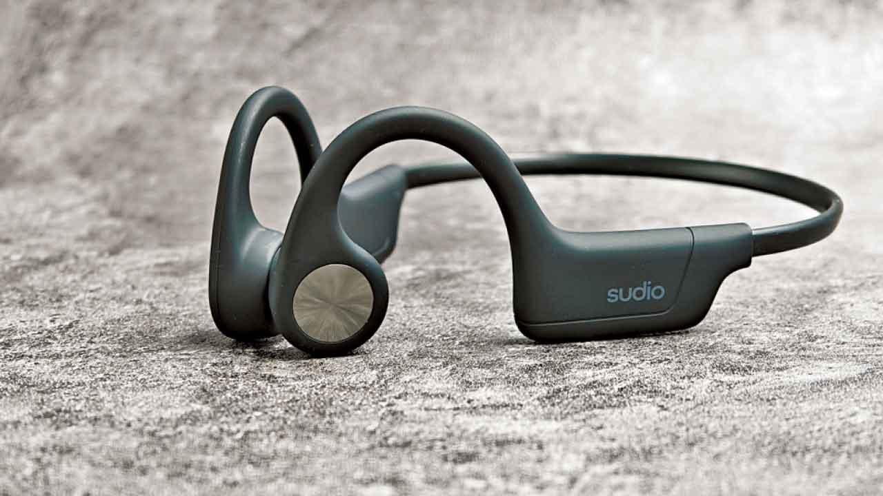 Sudio B4開放式運動耳機 $399平玩骨傳導