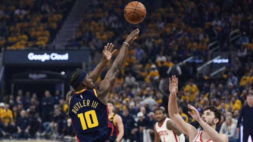 畢拿復出後，帶領勇士109:106擊敗火箭，場數拉開3:1。(美聯社)