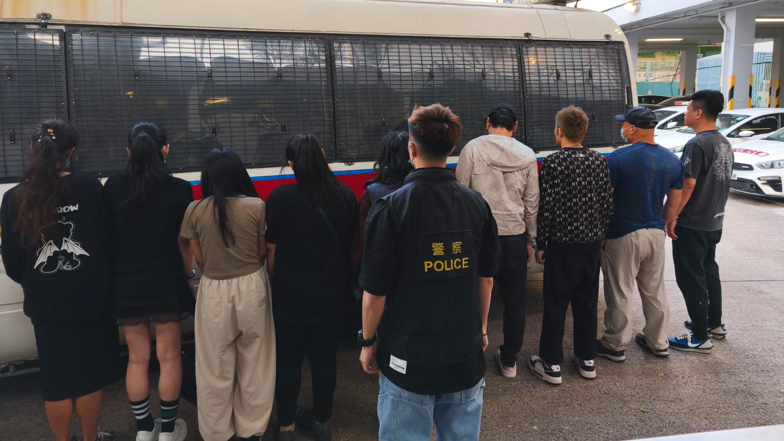 警方合共拘捕11人。