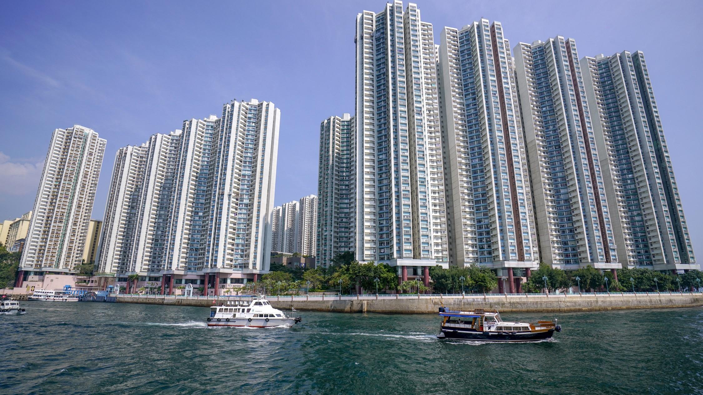 (拆息回落樓市築底 住宅市場漸趨穩定