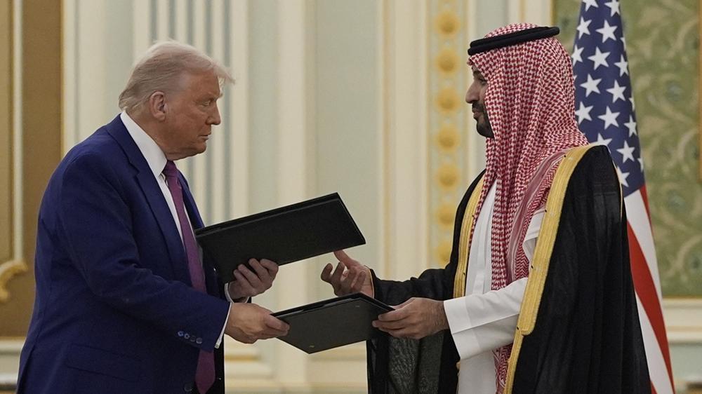 沙特承諾向美國投資6000億美元，黃仁勳馬斯克等與王儲共晉午餐。(AP)