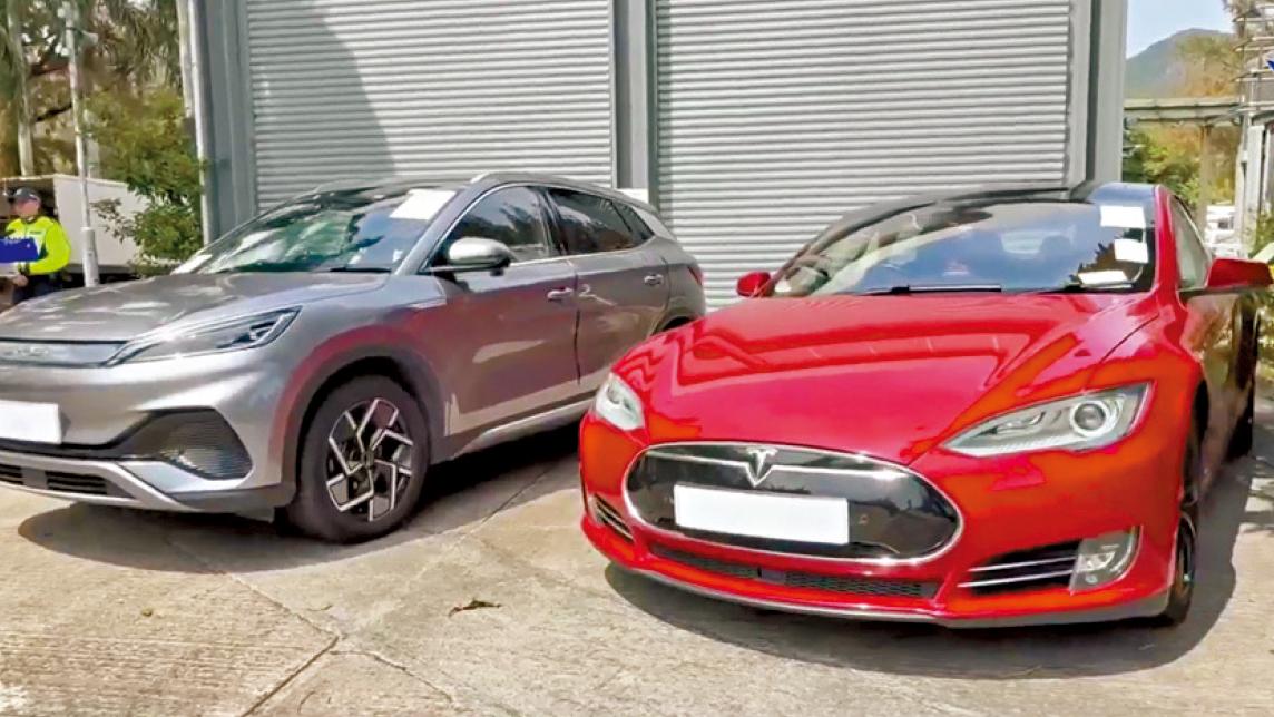 警新界南打擊白牌車 2本地男司機被捕