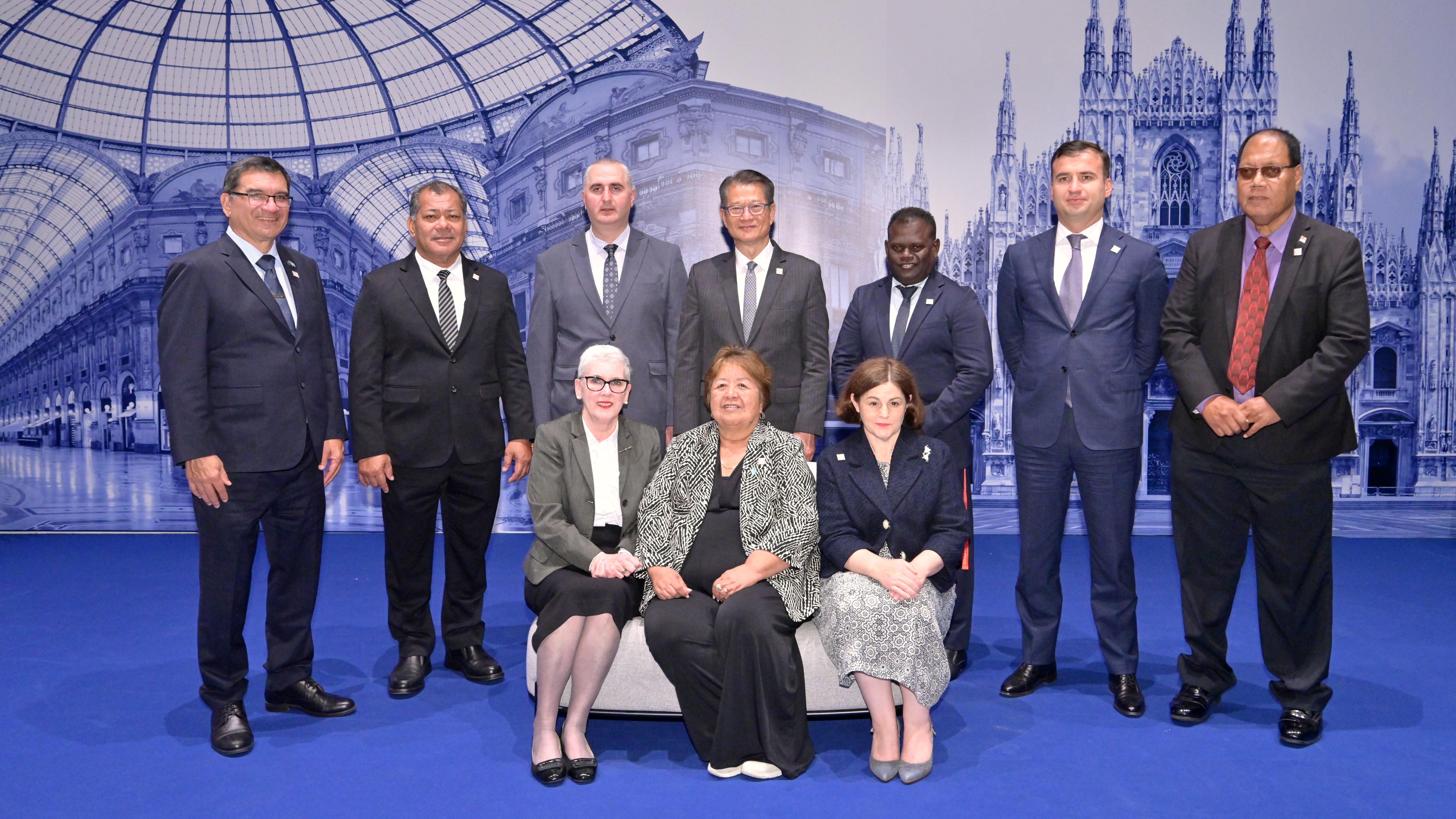 陳茂波米蘭出席亞開行年會。