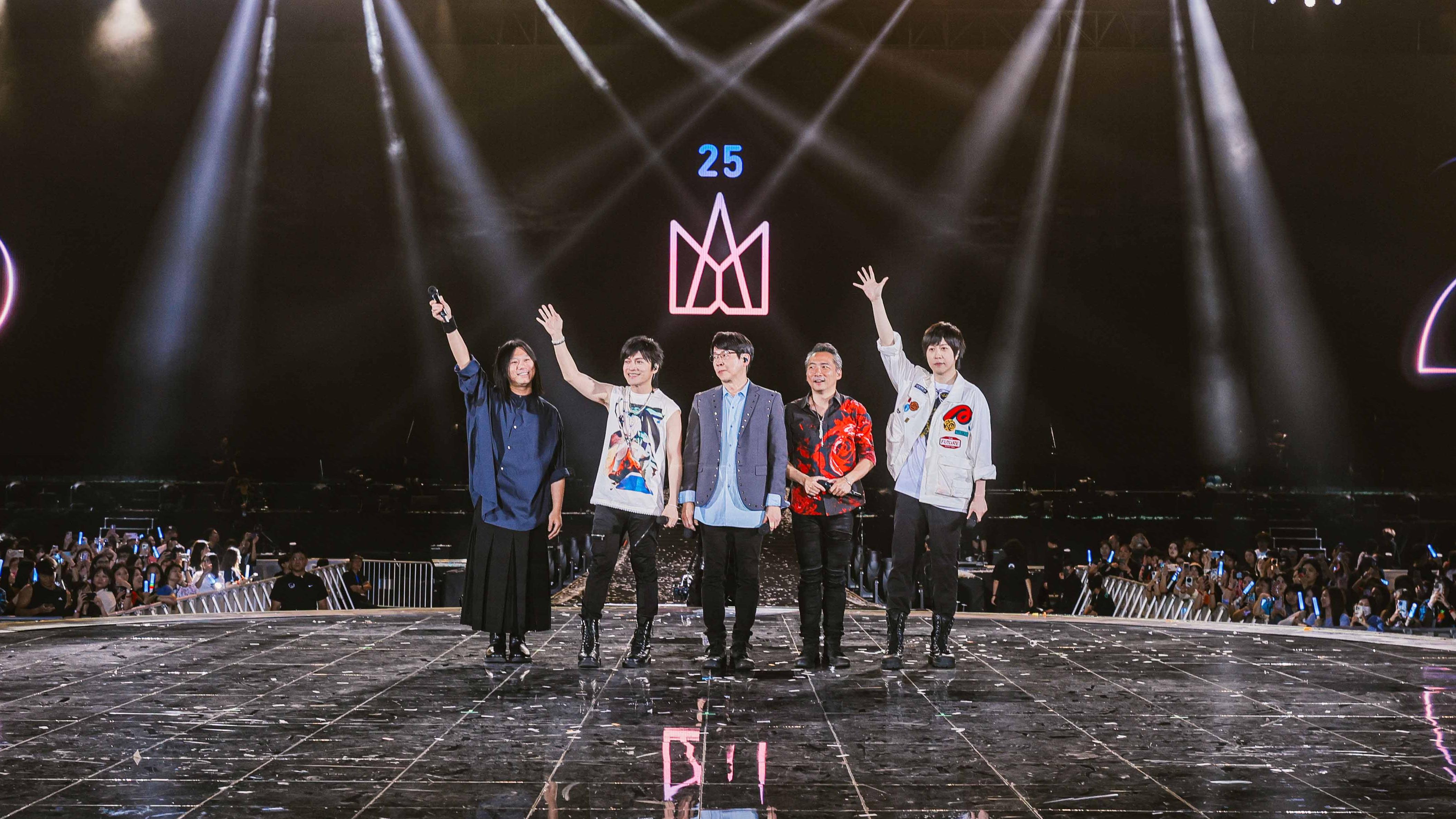 五月天與樂迷第20年五月之約 錄下歌迷《任性》歌聲等待再聚