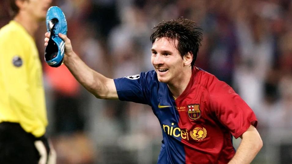 美斯2009年的歐聯決賽頂入，為巴塞隆拿擊敗曼聯。(巴塞隆拿官網)