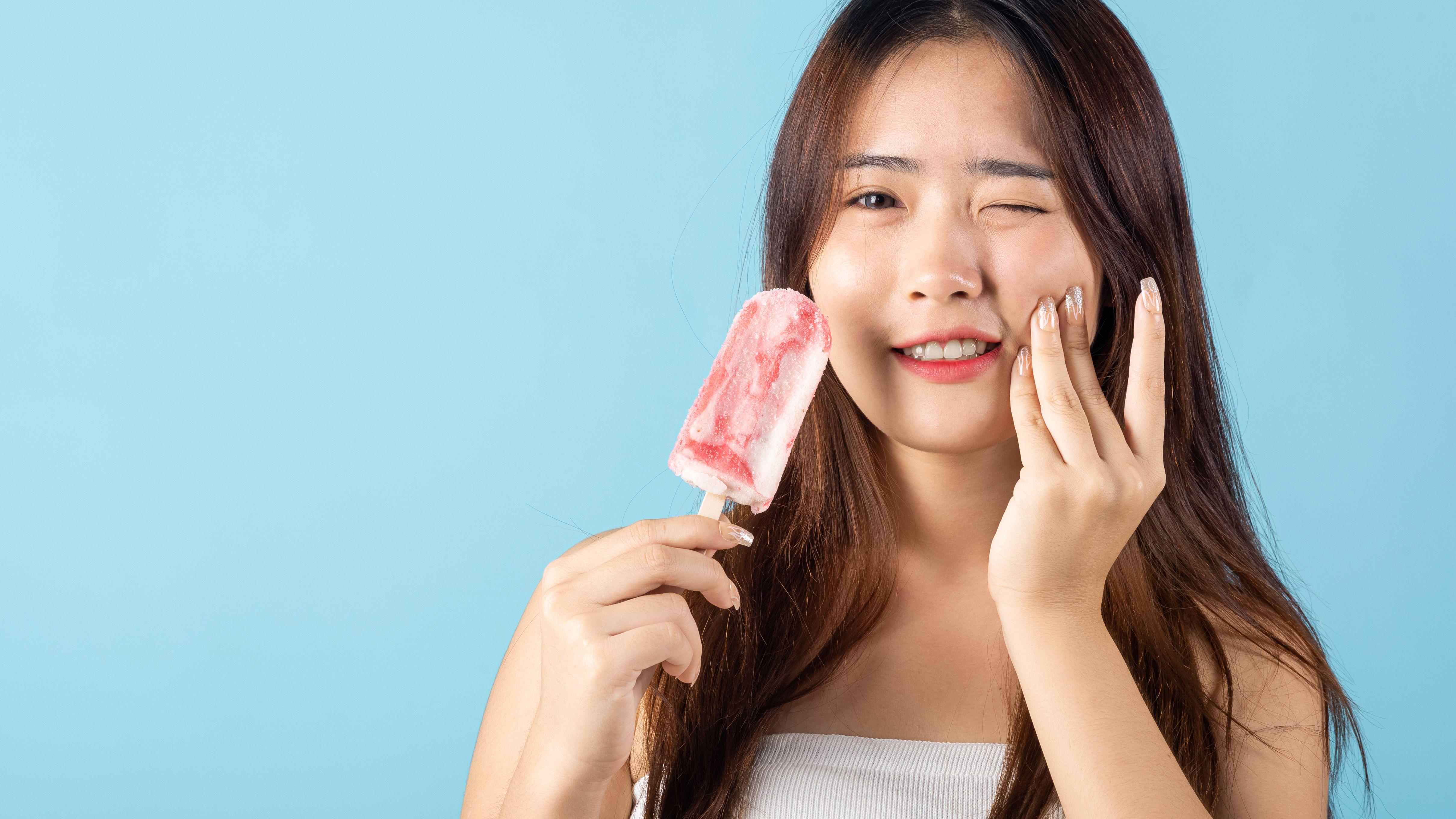 吃雪糕 冰冷食物 敏感牙齒 牙醫 牙痛 刷牙