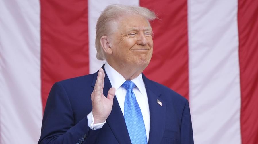 特朗普斷財路逼哈佛屈服 命聯邦機構取消7.8億元合約