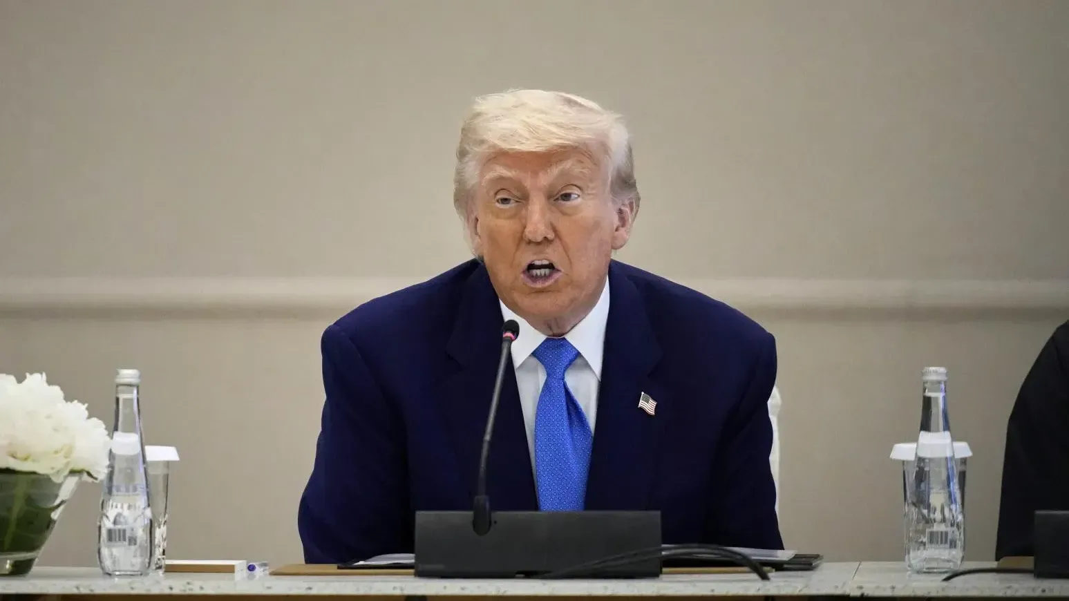 美國總統特朗普稱現在有150個國家想和美國談判。（圖／美聯社）