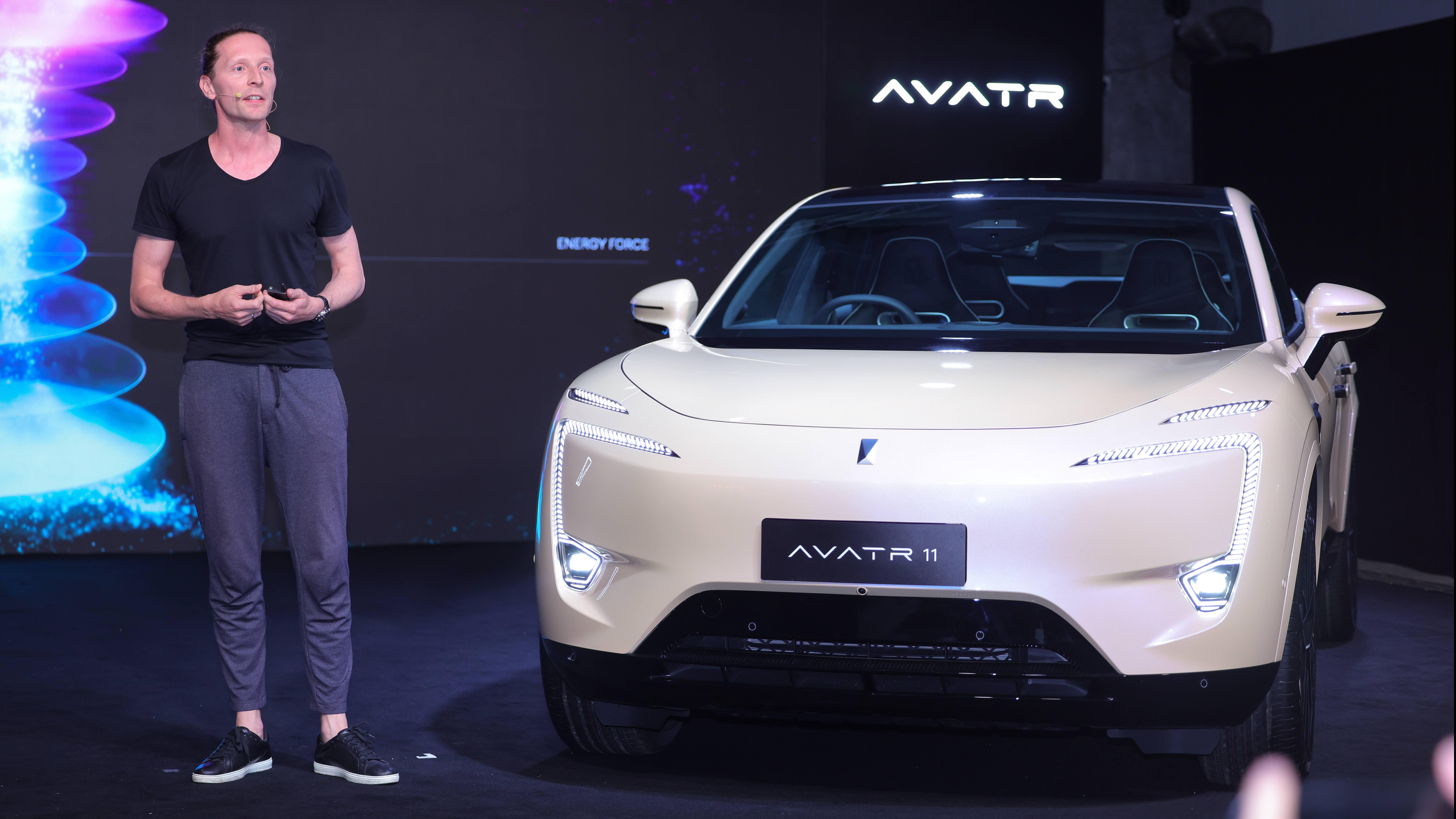 電動車｜AVATR 11攻港車價51.3萬起　長安汽車、華為、寧德時代聯手設計