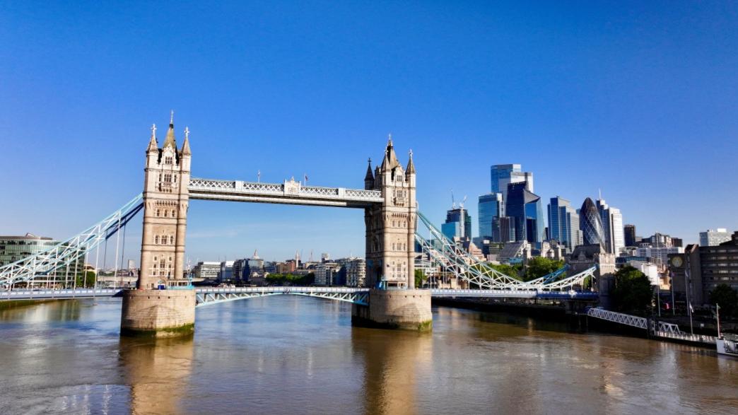 美國《國會山莊報》(The Hill)報道，英國內政部最新數據顯示，尋求移居英國的美國人數量，創下歷史新高。圖為英國倫敦塔橋。(資料圖片)