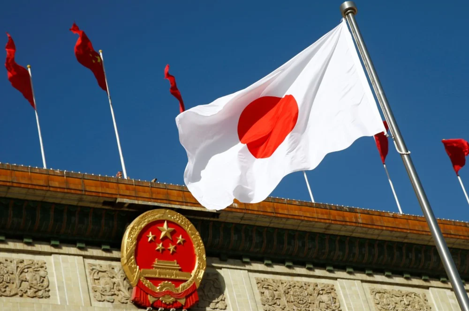 日本傳媒引述日本官員透露，一名日本男子被中國法院裁定間諜罪名成立，判入獄12年。（路透社資料圖片）