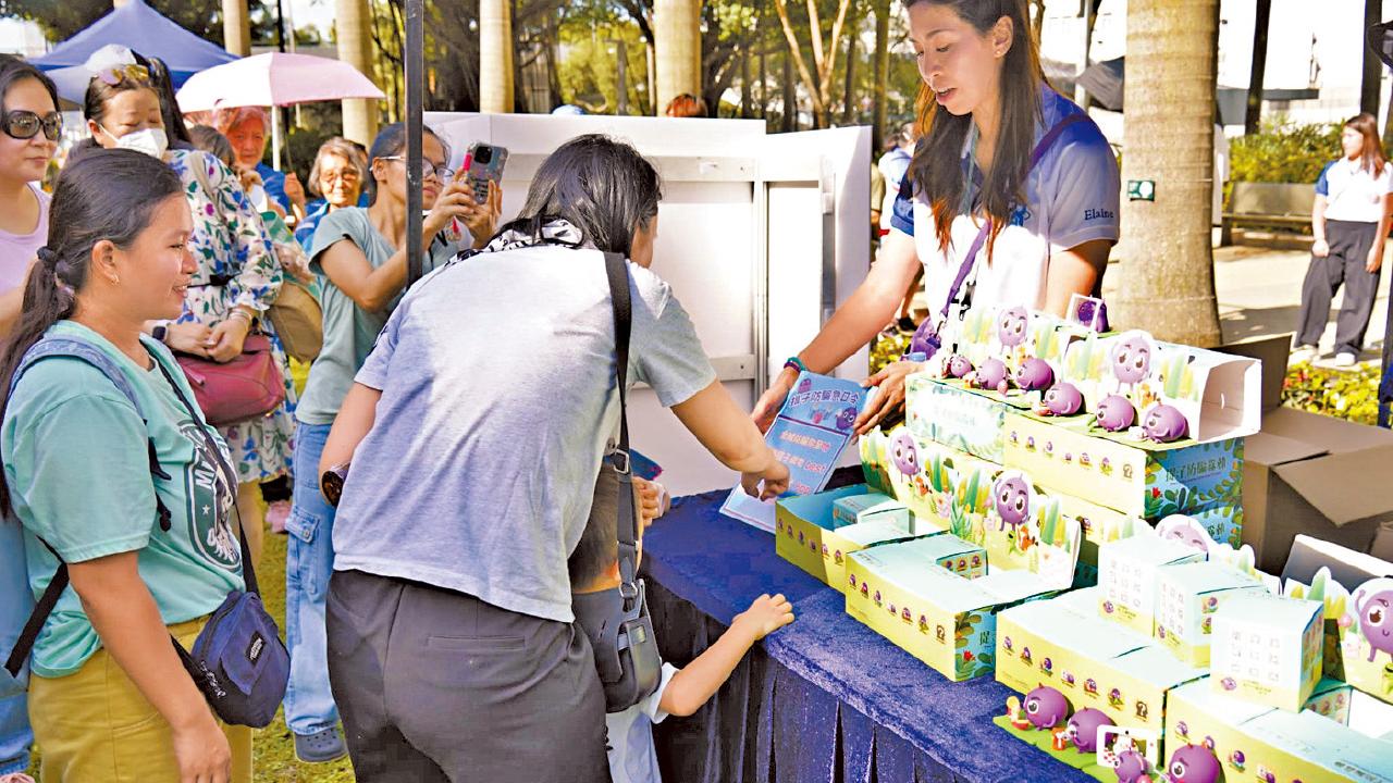 港深西部公路車禍墮橋警員 周一鳴︰仍危殆開始甦醒