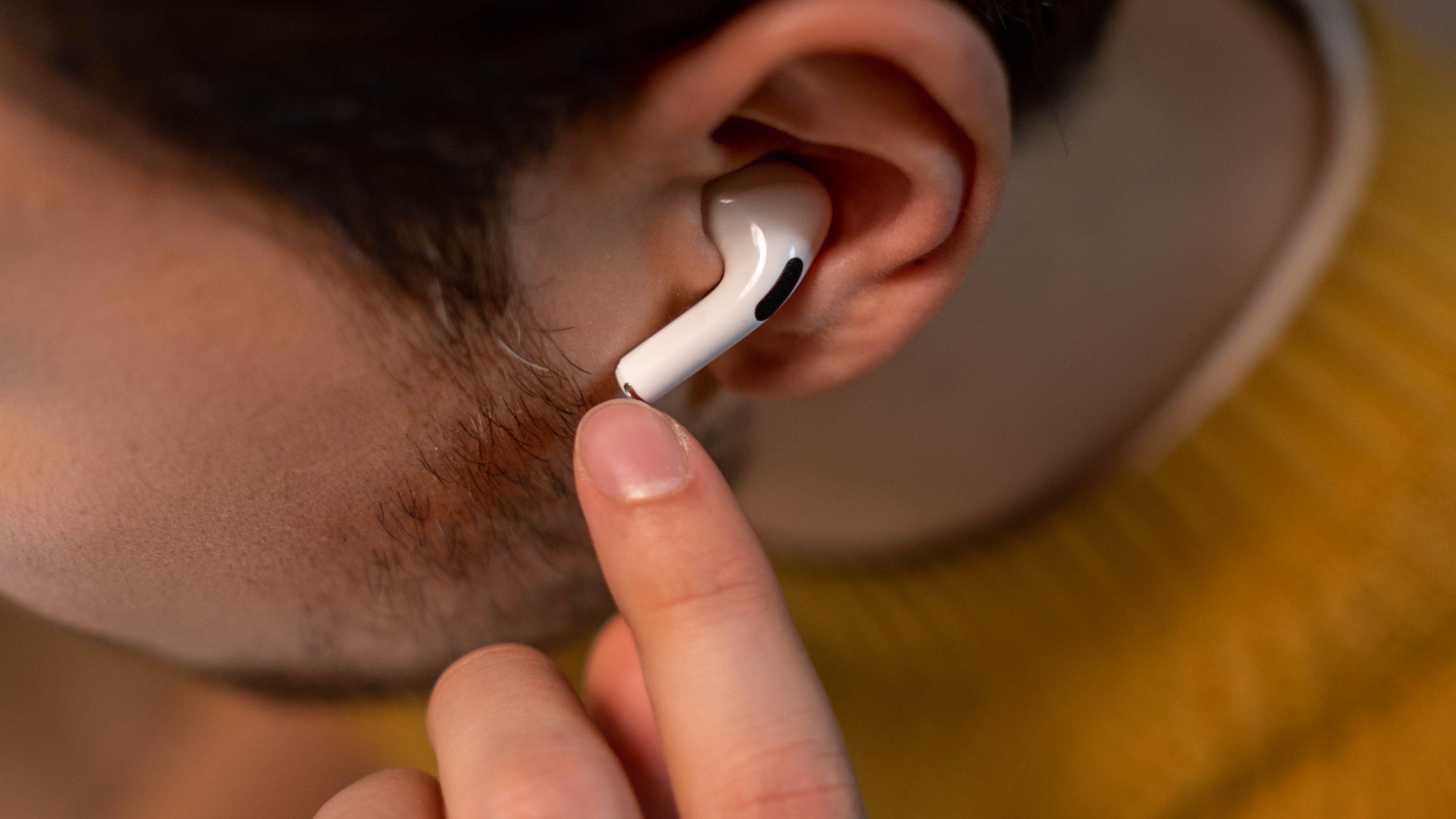 戴耳機 噪音 耳聾 骨傳導耳機  耳機 聽力損傷 噪音性耳聾 聽力健康