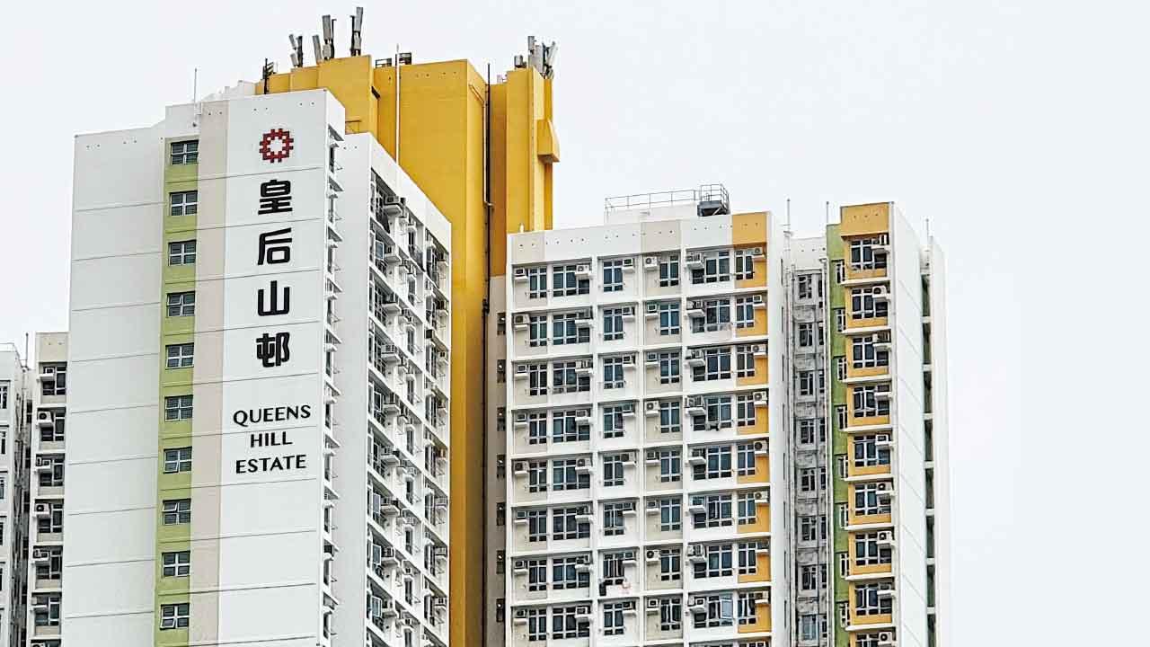 水務署查找近一周終交代 皇后山邨食水黑點屬瀝青夾雜樹脂 料3年前殘留管內 強調飲用安全