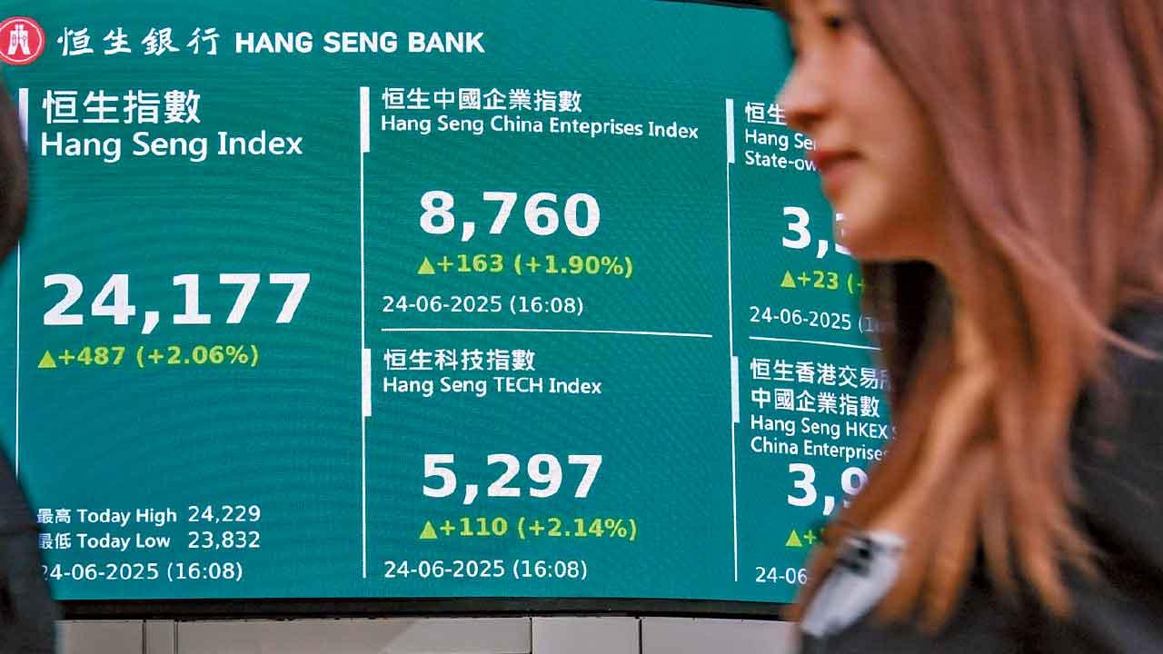 恒指連升3日 券商看25500