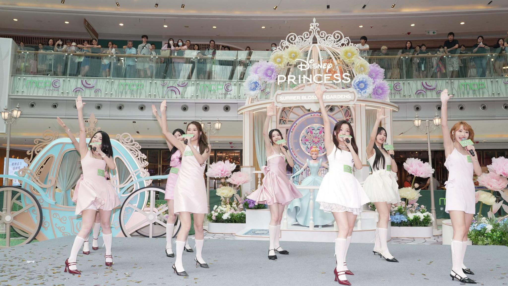 Lolly Talk為「迪士尼公主仲夏花園」揭幕 親身於六大花藝場景打卡