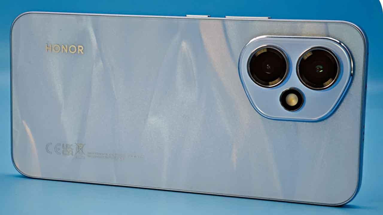 HONOR 400中階手機實測 首創AI新功能硬照變像真影片