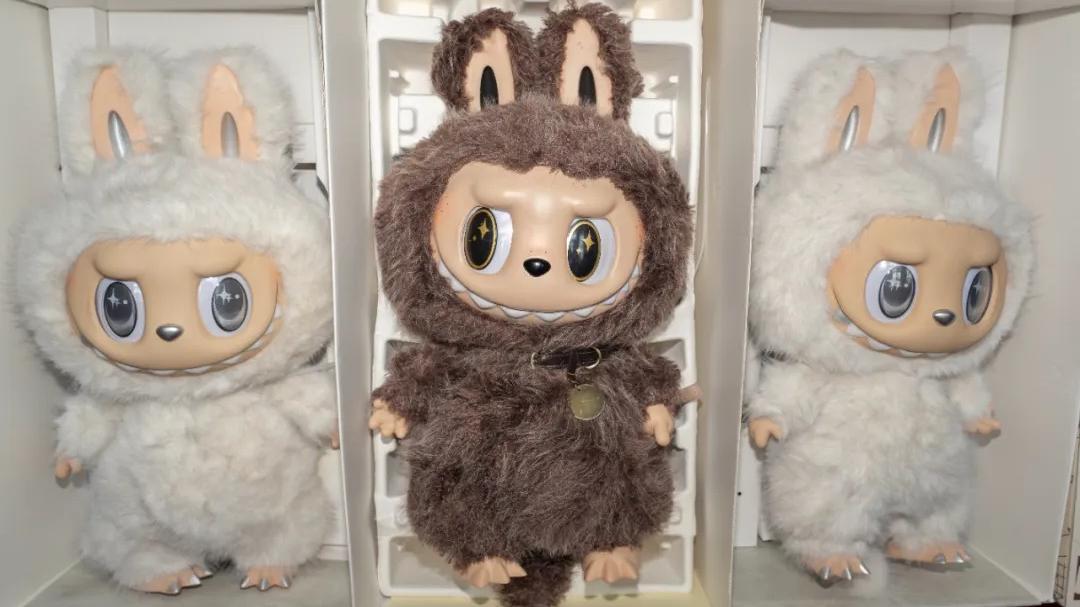 盜版泡泡瑪特Labubu。(海關發布)