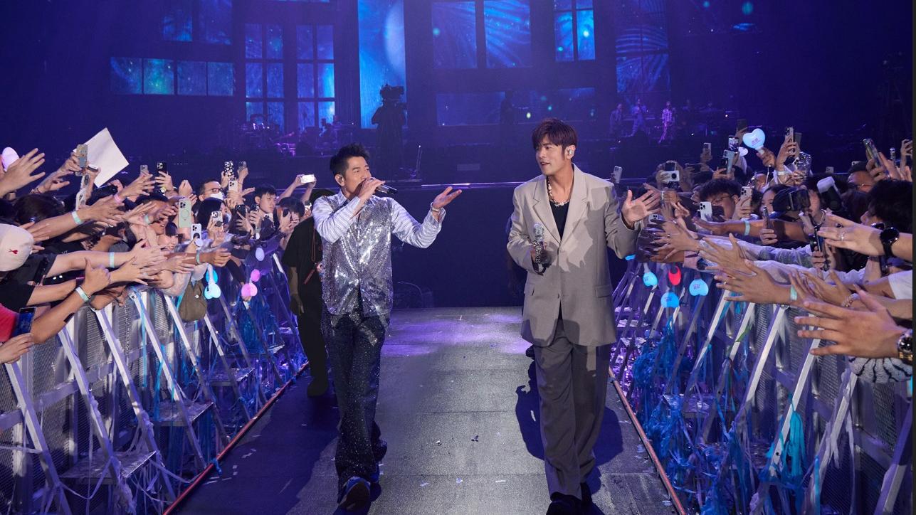 周杰倫演唱會｜尾場邀郭富城勁歌熱舞high爆全場 周杰倫孖天王大跳Baby Shark