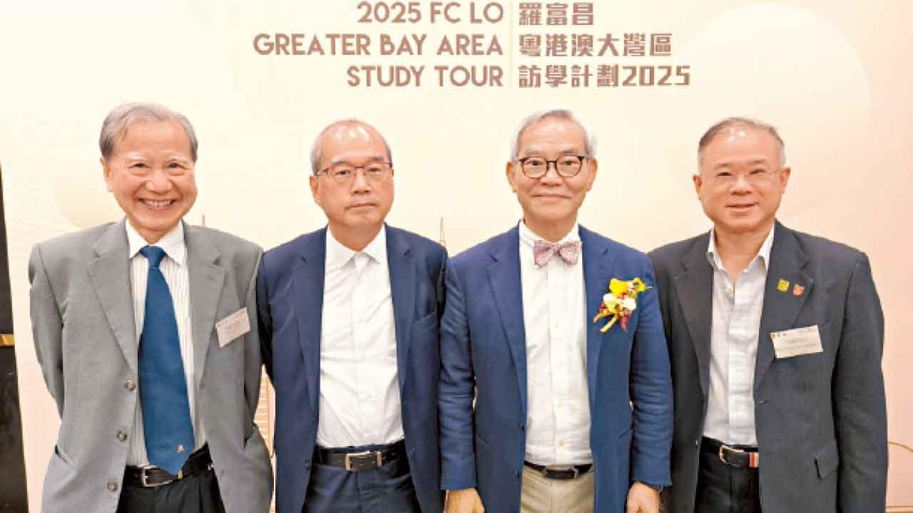 向美國的人才庫出擊