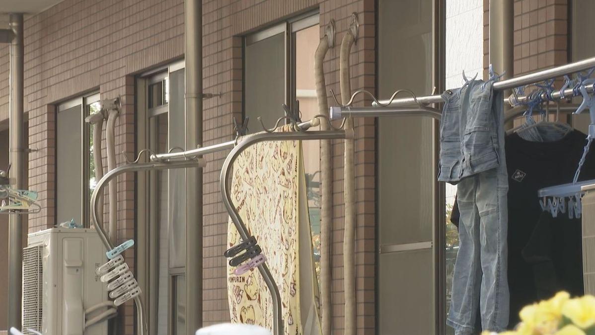 大阪男子殺害妻子及女兒後自殺，及後女兒奇跡生還。(新聞截圖)