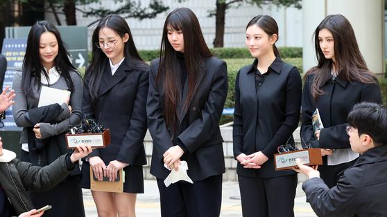 New Jeans上訴禁制令被駁回 法院判ADOR擁有最終管理權