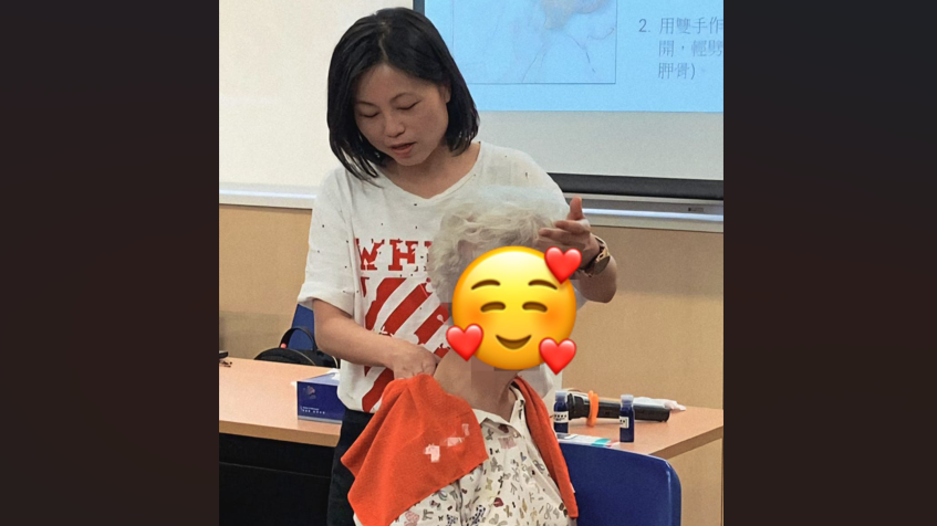 香薰治療有別於訓練型的復康方式，長者可以享受療法的過程，讓他們肌肉得到放鬆、紓緩痛症、改善睡眠。