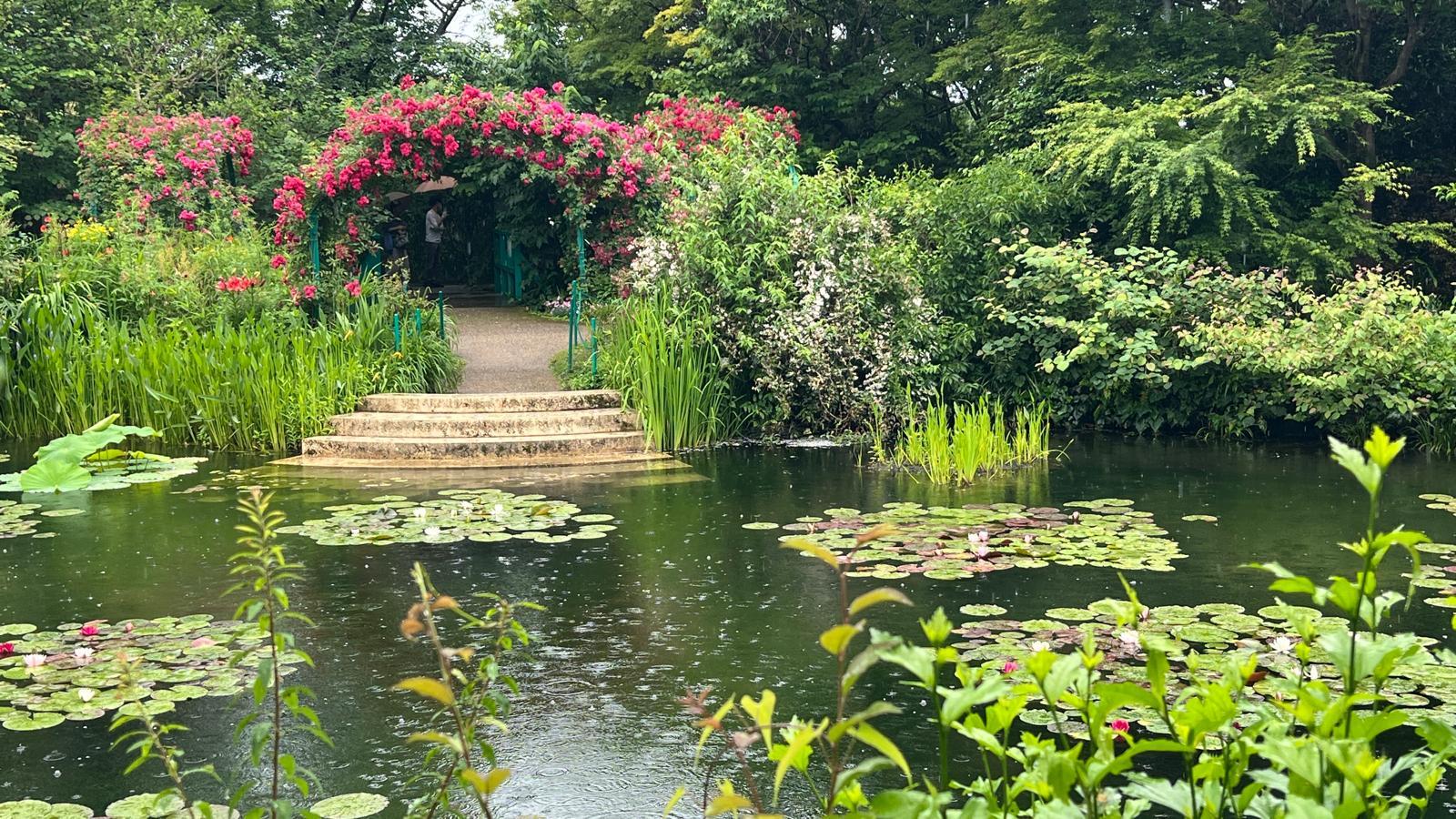 日本也有「莫內花園」