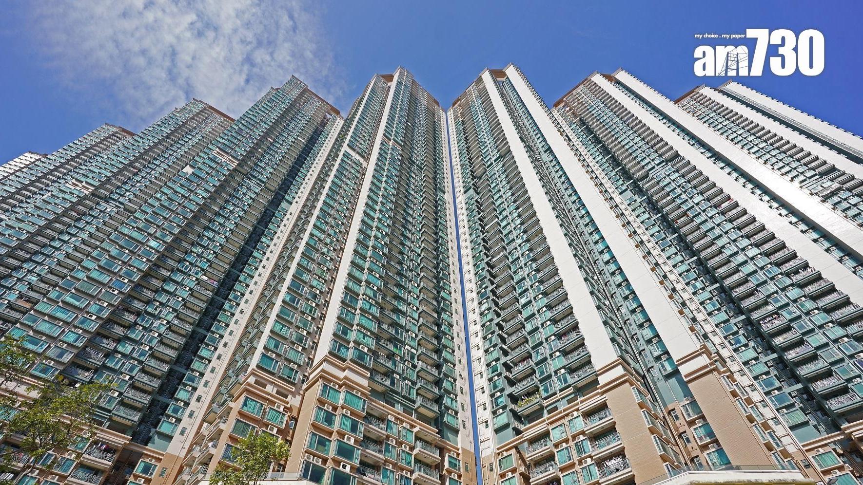 東涌映灣園海景套三房戶，減價45萬元後以755萬元成交，15年升值近九成。