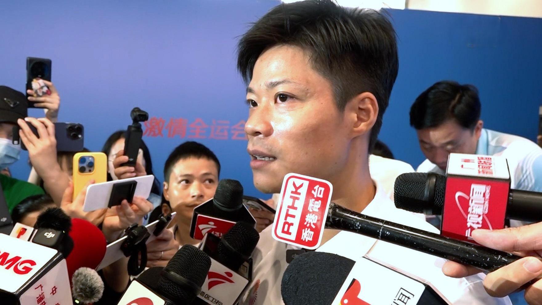 全運會｜蘇炳添：獎牌設計有三地融合元素　感覺很熟悉。（港台圖片）