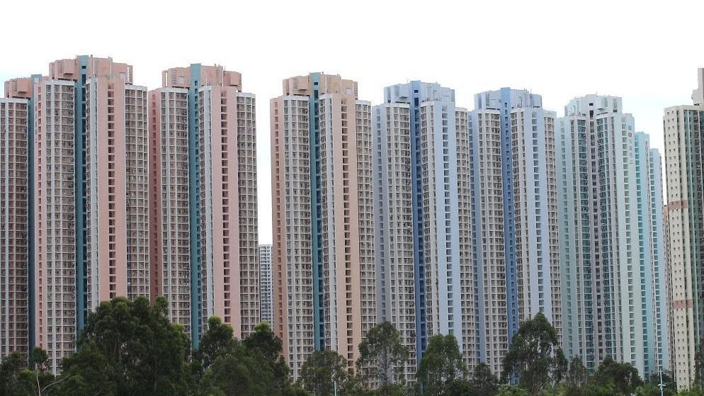 天水圍居屋天富苑三房靚景戶，獲睇樓兩年的綠表客斥430萬元承接。