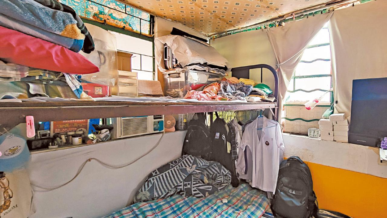 今日小暑 持續酷熱市區達34度 鐵皮屋錄40度熱爆 近四成劏房無窗 社協促津貼住戶推消暑水電