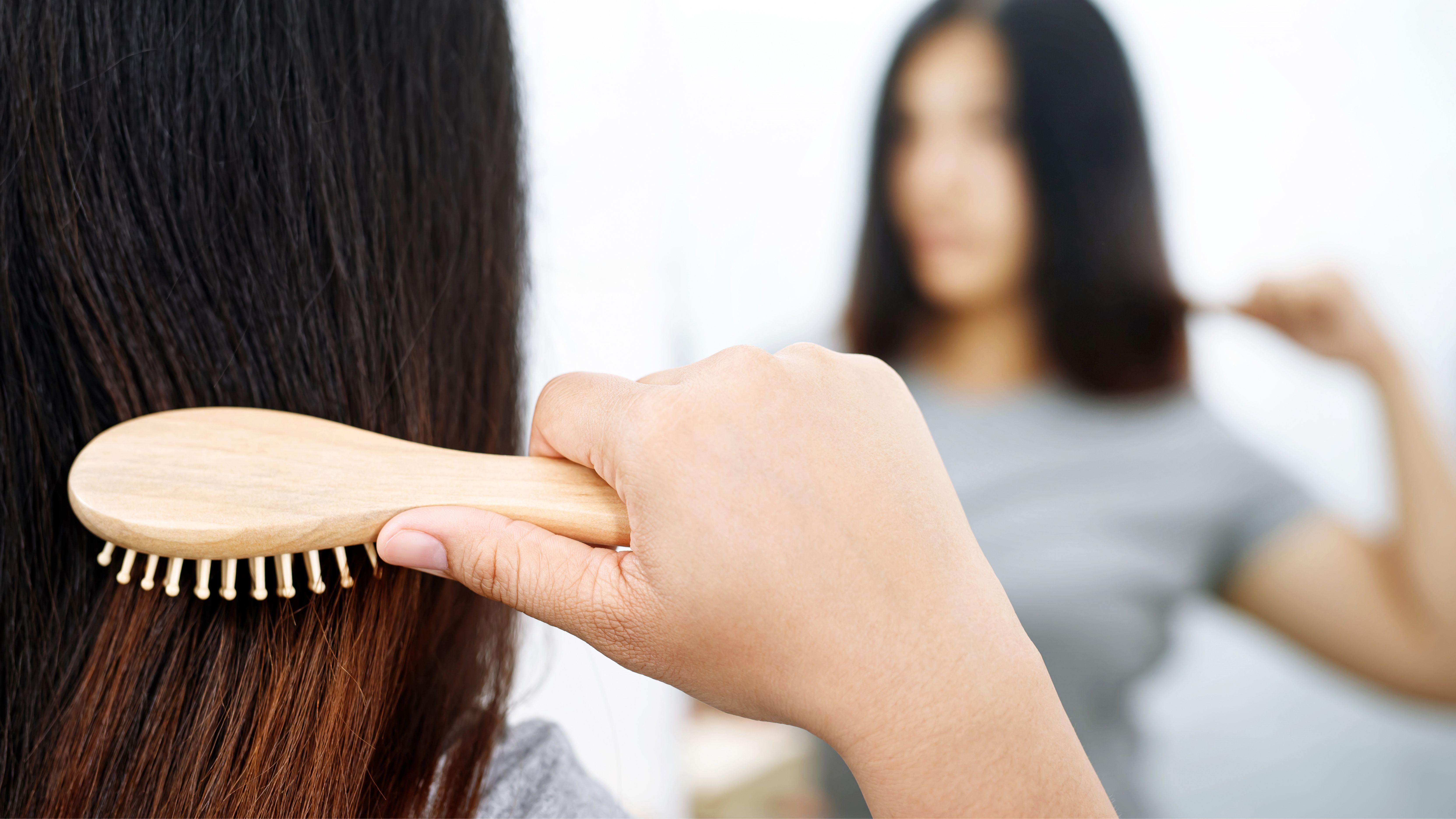 脫髮 甩頭髮  營養師 營養素 受損頭皮 頭皮健康 脫髮危機