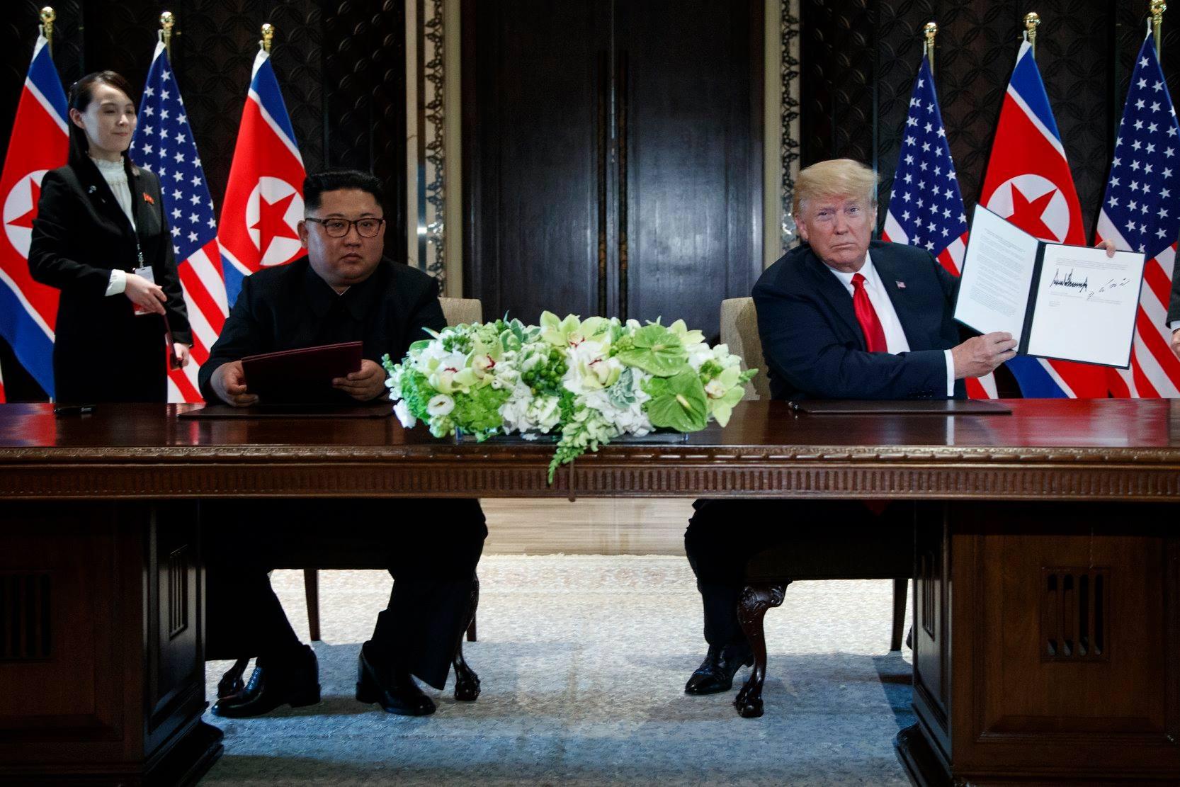 美國白宮官員稱，美國總統特朗普為推進完全無核化目標，仍然敞開與北韓領導人金正恩的對話之門。(美聯社資料圖片)