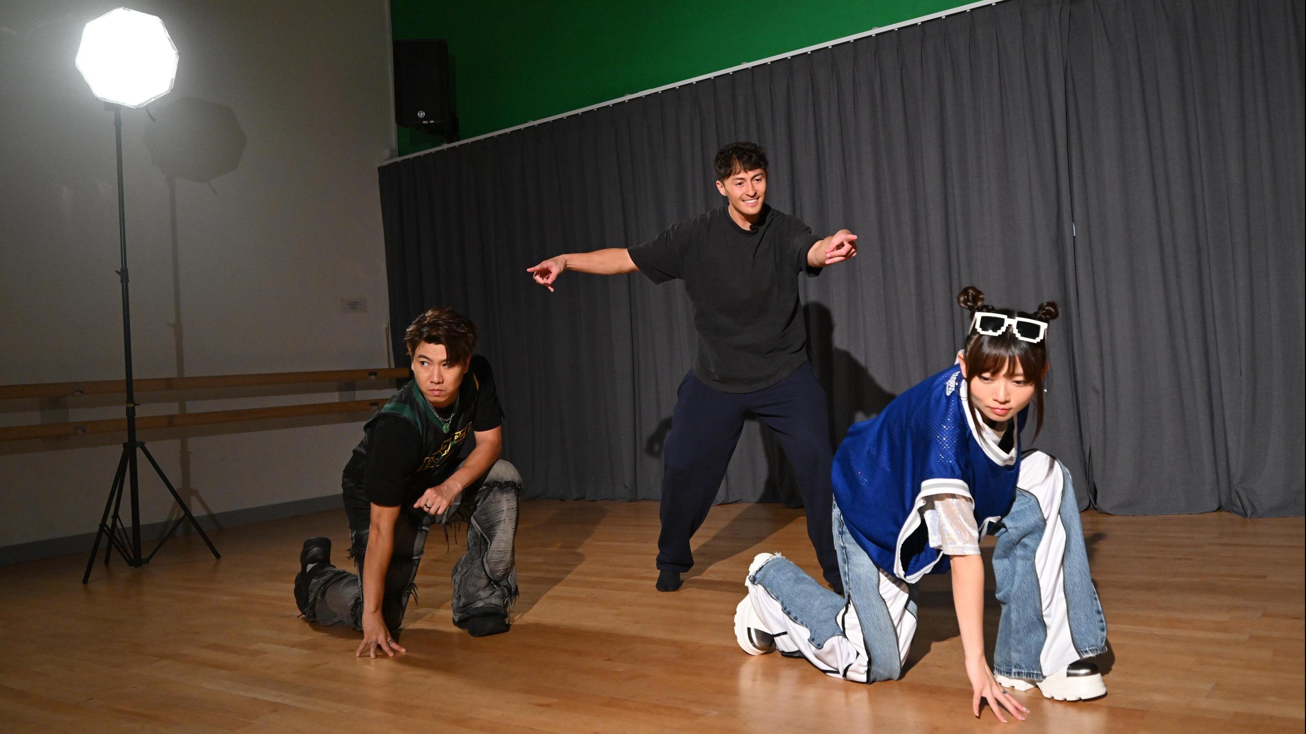 國際偶像團Now United選香港區成員 童童@小薯茄體驗訓練工作坊乘機偷師