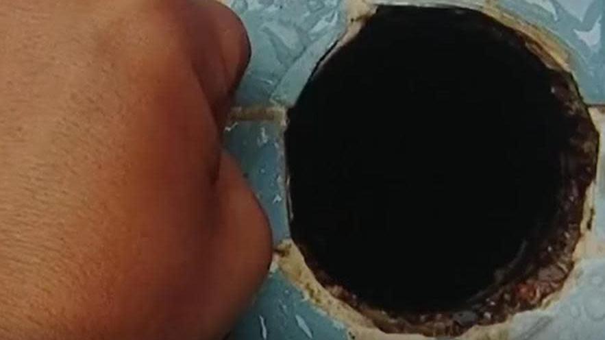 內地7歲童酒店泳池戲水　手臂竟遭排水孔吸入溺斃