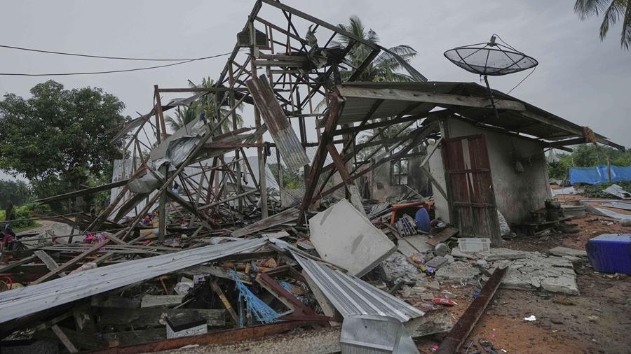 泰柬衝突｜特朗普以「關稅」逼停火 泰柬周一馬來西亞談判