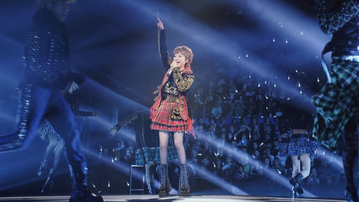  陳慧嫻慶祝60歲生日 相隔九年上海開個唱變粵語速成班