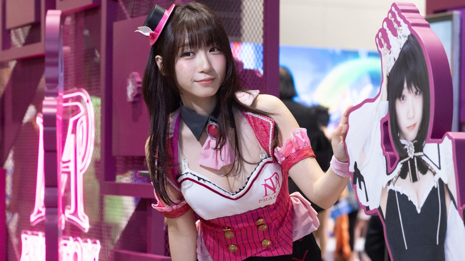 日本人氣Cosplayer伊織萌再度訪港 殺入會展為動漫電玩節預熱 (多圖)