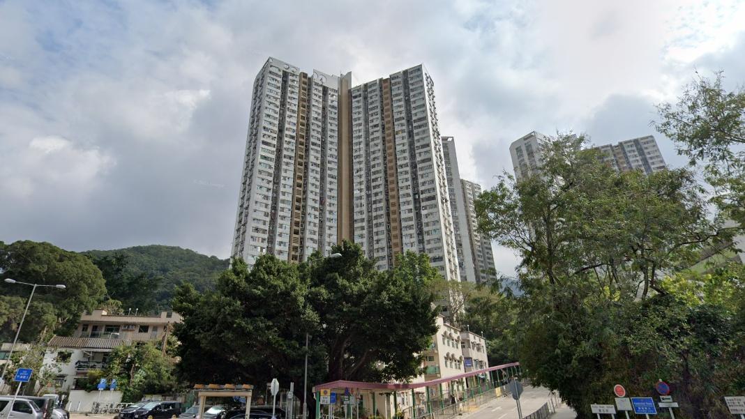 大圍居屋豐盛苑三房以未補地價255萬元易手，40年勁升14倍。