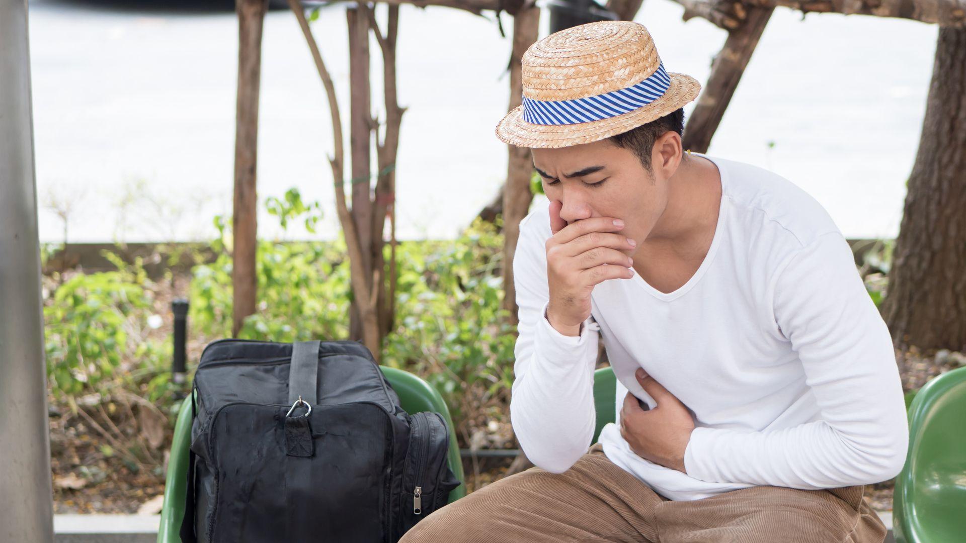 雲林長庚醫院胃腸肝膽科卓韋儒醫生分享，旅遊時常見的腸胃問題多數都可預防，謹慎選擇飲食、腸胃疾病患者提前備藥，就有機會降低旅途中腸胃不適的風險。