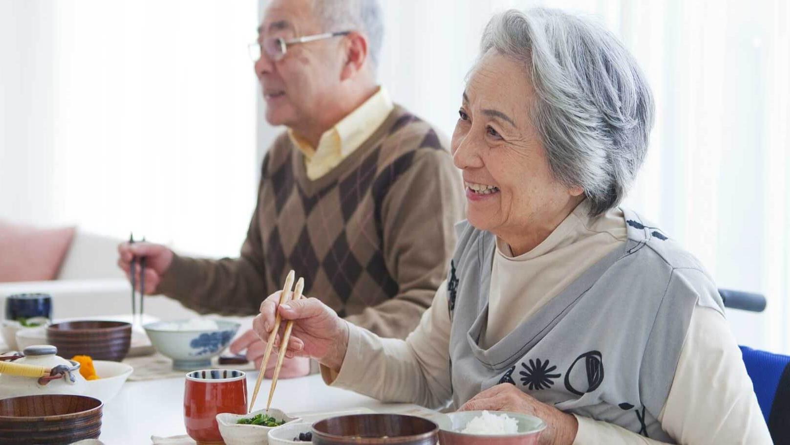 口腔健康與全身健康密不可分，除了預防蛀牙與牙周病，更可能是守護大腦、延緩失智的重要一環。