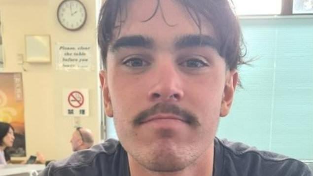 澳洲青年衝浪失蹤一日後獲救。(網上圖片)