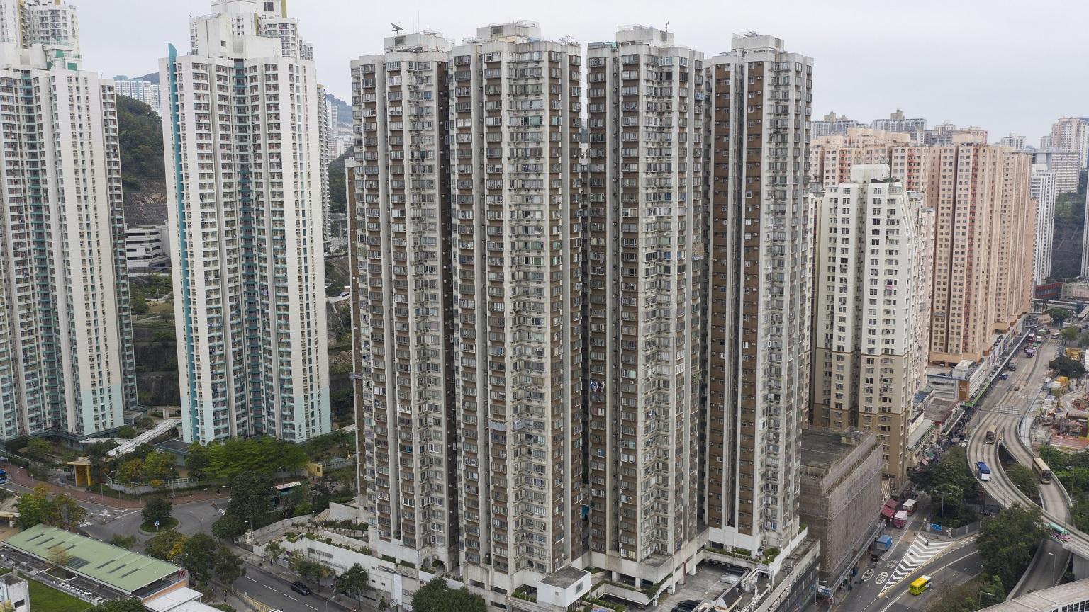 九龍灣得寶花園7月份暫錄約5宗買賣成交。