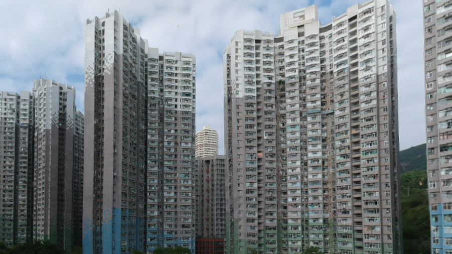 香港仔公屋華貴邨一伙三房海景戶，以綠表價373萬元易手，27年升值近11倍。