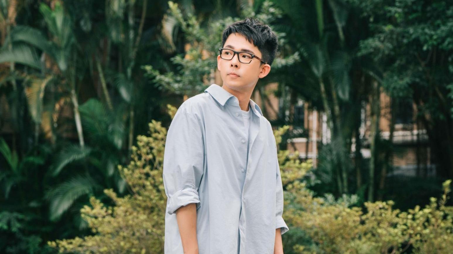 阿滴談及自己曾陷入抑鬱低潮，甚至兩度萌生輕生念頭的經歷。（圖／翻攝自阿滴英文臉書）